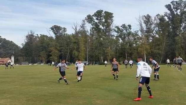 Тренировка аргентинской молодежки, ole.com.ar