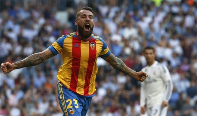 Николас Отаменди, AS