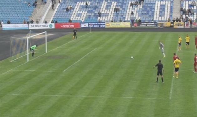 Вратарская дуэль завершилась в пользу Когута, но матч в целом - Литовченкою. Фото chv.tv