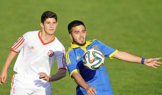 Бека Вачиберадзе (справа), ffu.org.ua