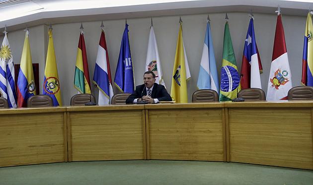 Хуан Анхель Напут, Reuters