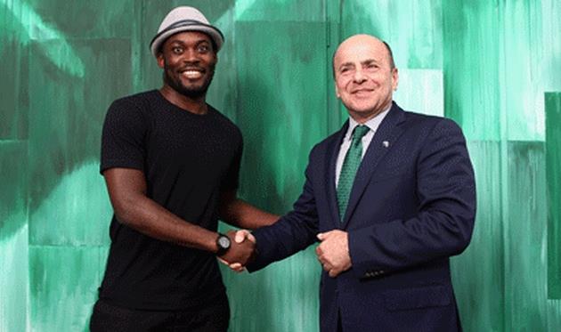 Майкл Эссьен, pao.gr