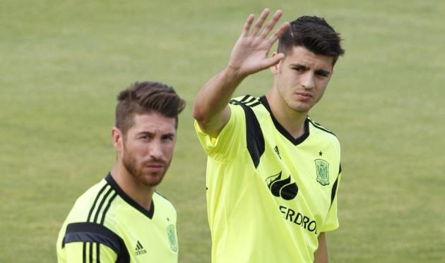 Альваро Мората (справа), AS