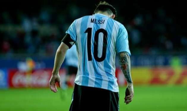 Лионель Месси, Agencia Uno