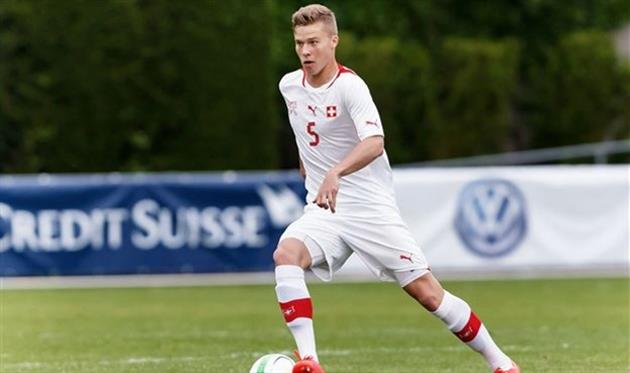 Нико Элведи, football.ch