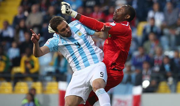 Дуэйн Миллер против Гонсало Игуаина, Getty Images