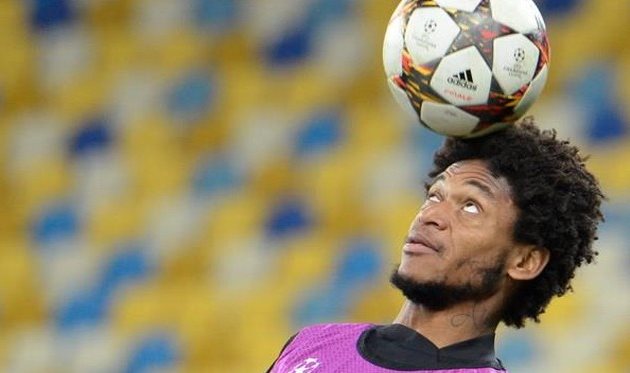 ЛУИС АДРИАНО, FOOTBALL.UA