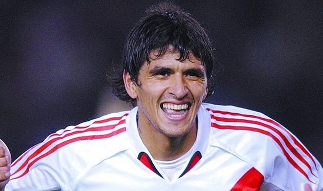 ЛУЧО ГОНСАЛЕС, ФК РИВЕР ПЛЕЙТ