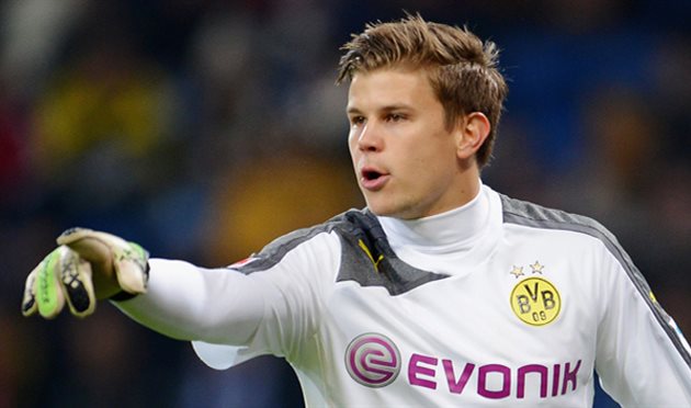 МИТЧЕЛЛ ЛАНГЕРАК, BUNDESLIGA.DE