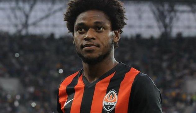 Луис Адриано, football.ua