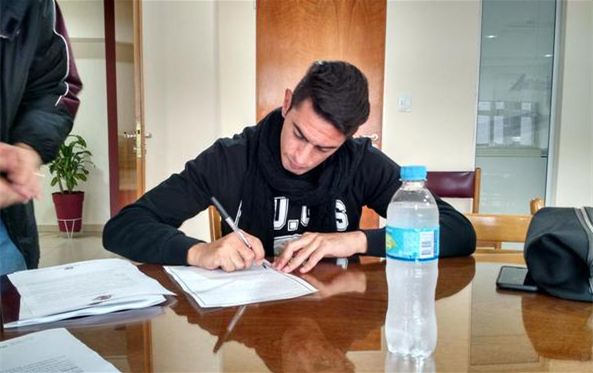 Роман Мартинес, twitter.com/clublanus