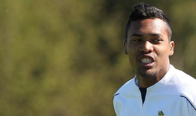 Алекс Сандро, abola.pt