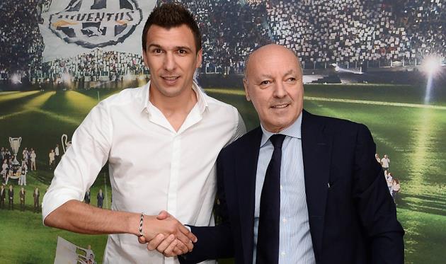 МАРИО МАНДЖУКИЧ И БЕППЕ МАРОТТА, JUVENTUS.COM