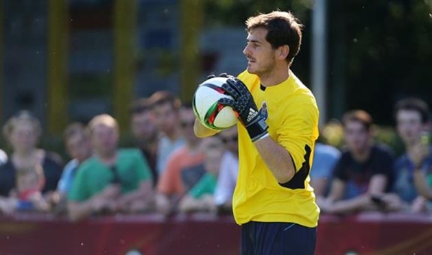 Икер Касильяс, fcporto.pt