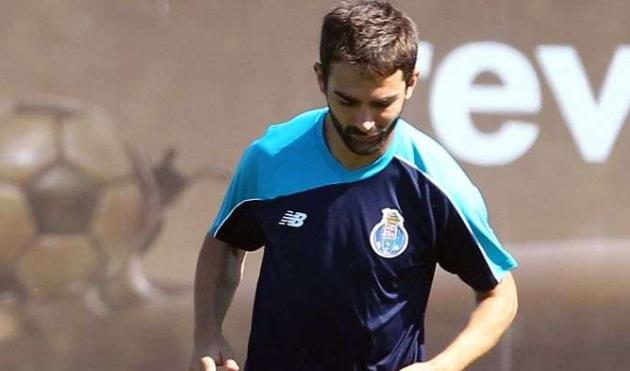 Адриан, abola.pt