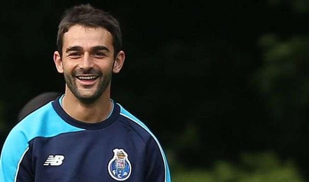 Адриан, abola.pt