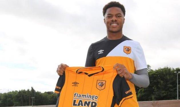 ЧУБА АКПОМ, ФОТО ФК ХАЛЛ СИТИ