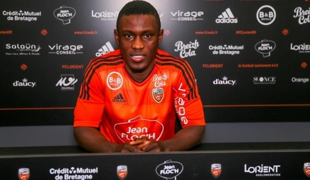 Абдул Маджид Уорис, fclweb.fr