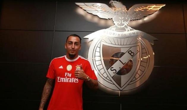 Константинос Митроглу, фото из твиттера Бенфики