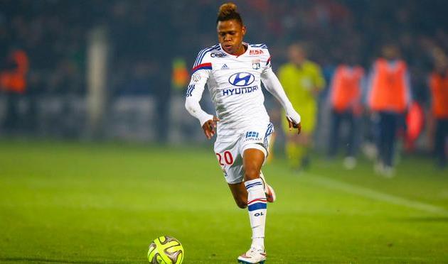 Клинтон Н'Джие, Icon Sport