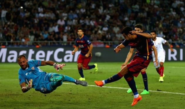 Педро забивает Севилье, Getty images