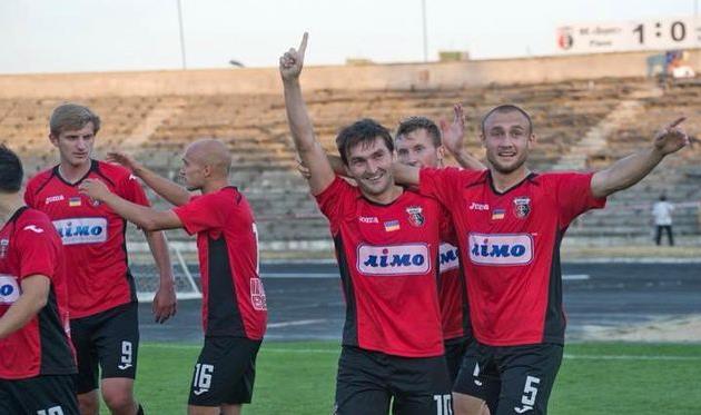 Константин Деревлев (в центре), фото В фарватері істин