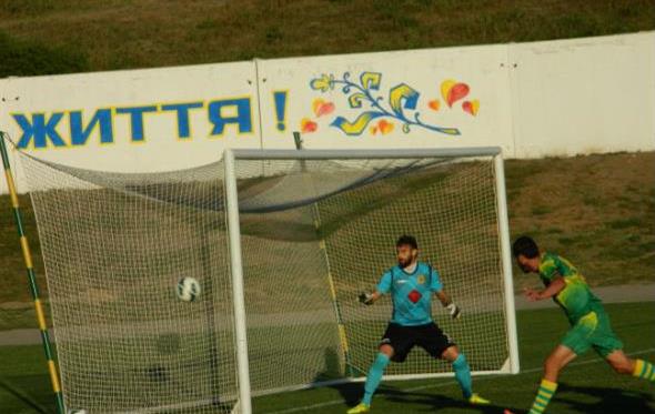 Вчерашние перволиговцы уступают амбициозным дебютантам, фото В.Кифенко, fc-ap.com.ua