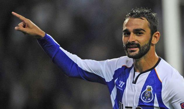 АДРИАН ЛОПЕС, UEFA.COM