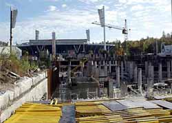 Троицкий против Олимпийского: кто кого?