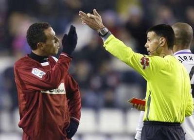 Луиса Фабиано удаляют, Reuters