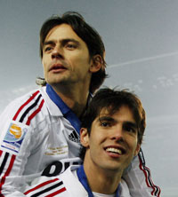 Филиппо прилип к Кака, АР