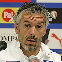 Донадони задумался о новом контракте