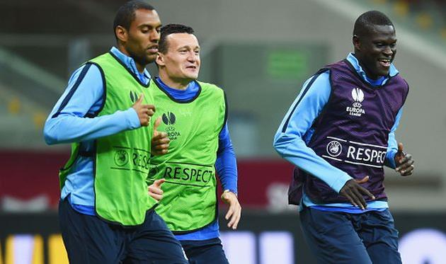 Дуглас (слева) в компании Артема Федецого (по центру) и Папы Гуйе, Getty Images