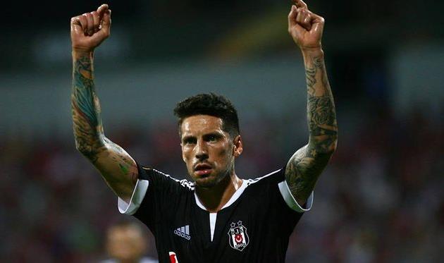 Хосе Соса, ФК Бешикташ