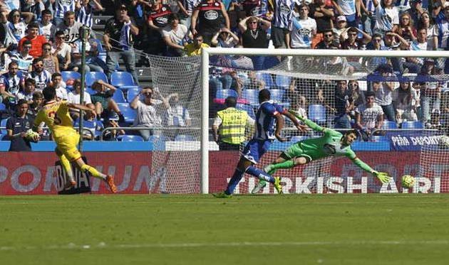 Алекс Менендес забивает победный гол, marca