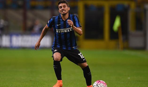 Алекс Теллес, getty images