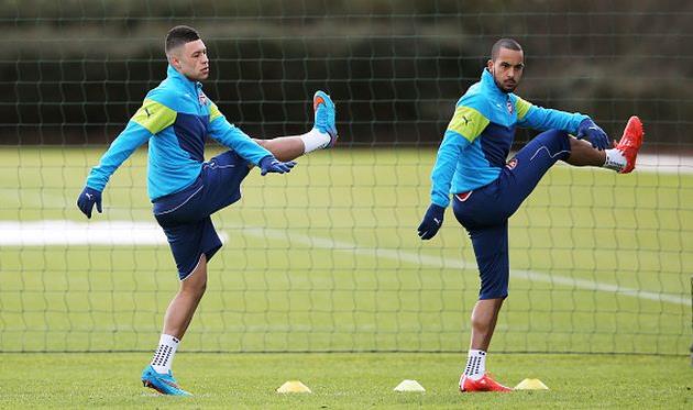 Алекс Окслейд-Чемберлен и Тео Уолкотт, Getty Images