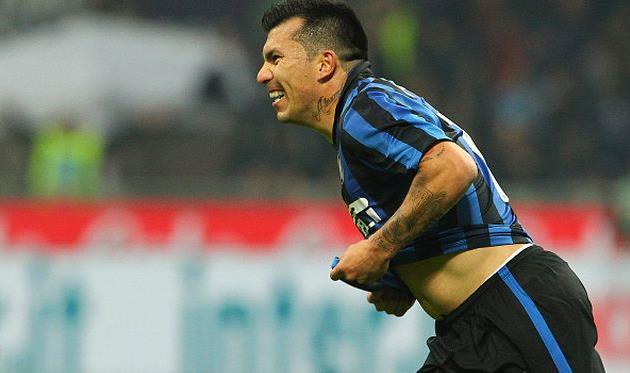 Гари Медель забил победный гол в ворота Ромы, Getty Images 