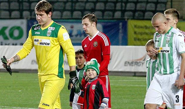 РОМАН ПИДКИВКА, ФК КАРПАТЫ