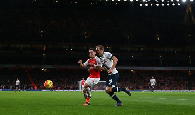 Месут Езил, Харри Кейн, Getty Images