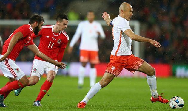 Джо Ледли и Арьен Роббен, Getty Images