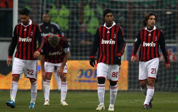 Роналдиньо (№ 80) и Андреа Пирло (№ 21) вновь могут стать одноклубниками, Getty Images