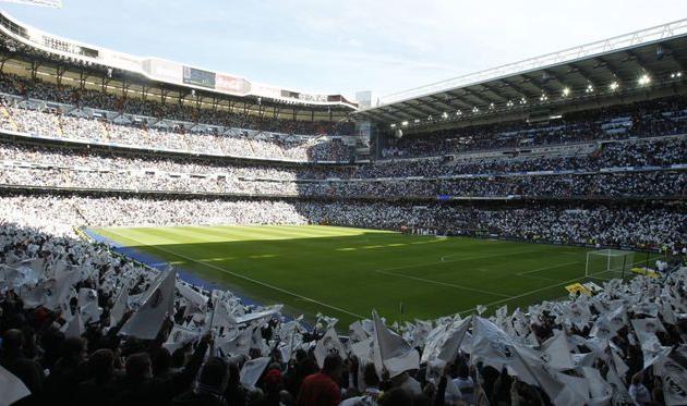 Сантьяго Бернабеу, AS