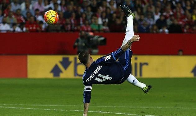 РАМОС ПОЛУЧАЕТ ТРАВМУ, GETTY IMAGES