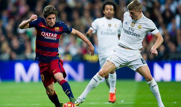 Серхи Роберто (слева), Getty Images