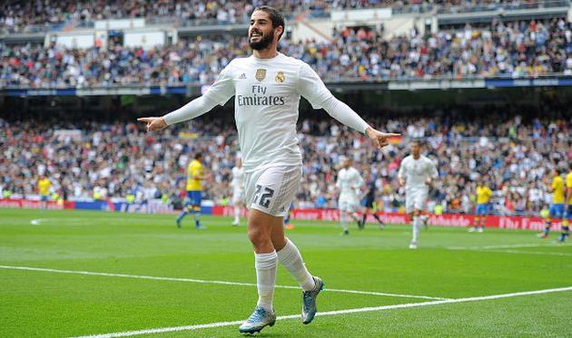 Иско дважды расписался в воротах Кадиса, Getty Images