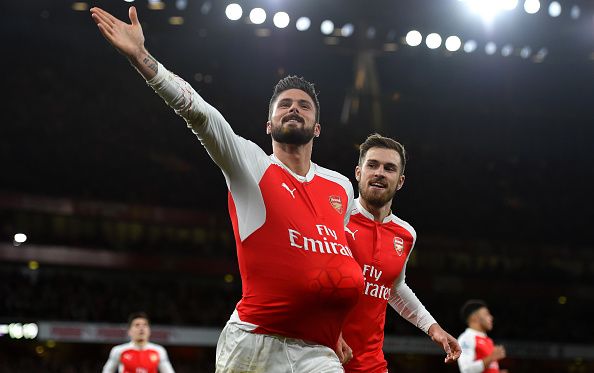 Жиру забил и в свои и в чужие ворота, Getty Images