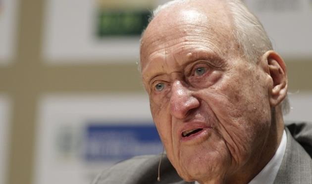 Жоао Авеланж, AP