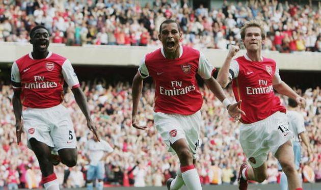 Жилберто Силва (по центру), Getty Images