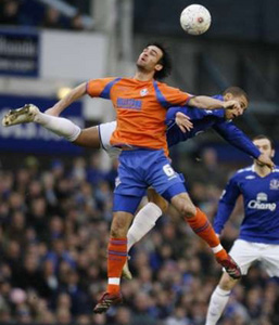 Олдхэм выше Эвертона, Reuters